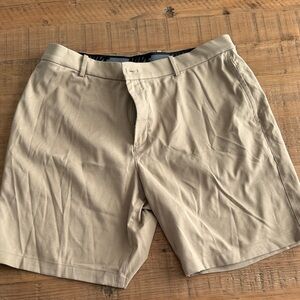 NIKE Men’s Shorts